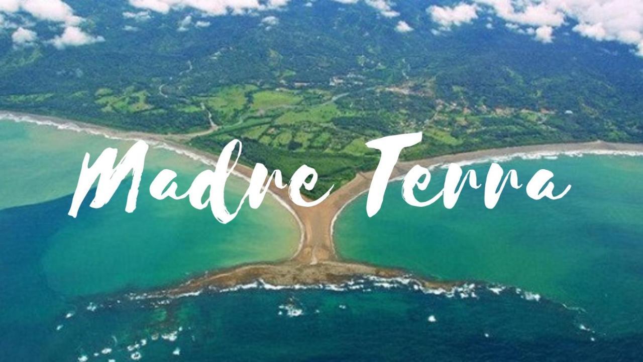 Madre Terra Bed and Breakfast Uvita Eksteriør billede