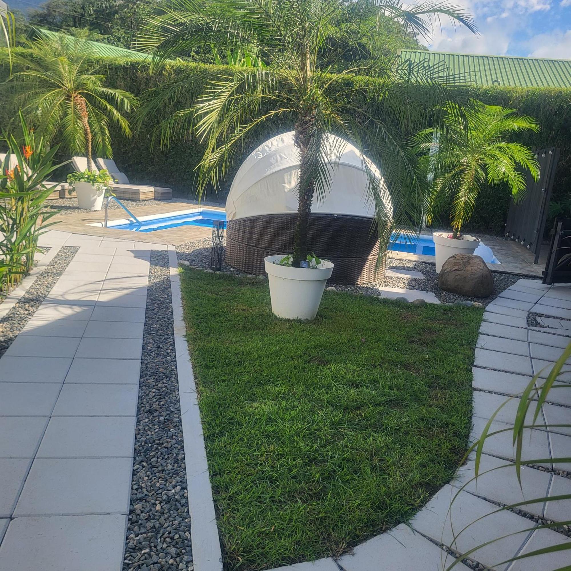 Madre Terra Bed and Breakfast Uvita Eksteriør billede